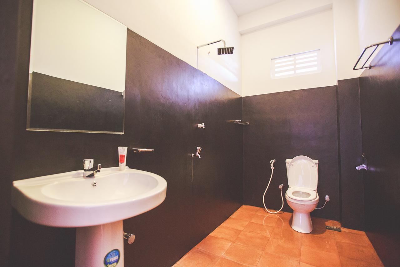 Hotel Lazies Midigama-Est Extérieur photo